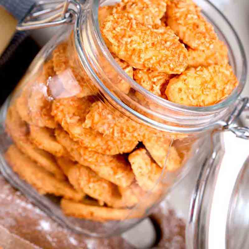 Kekse in einem Glasbehälter.