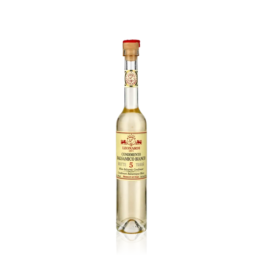 Leonardi Condimento Bianco Balsamico Flasche vor schwarzem Hintergrund.
