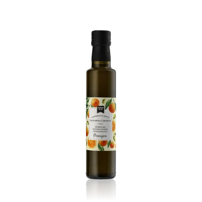 Flasche Agrumolio Orangen-Olivenöl vor schwarzem Hintergrund.