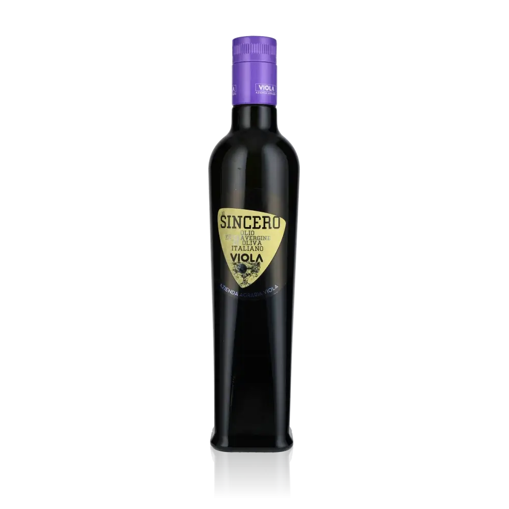 Flasche Viola Il Sincero Olivenöl vor schwarzem Hintergrund.