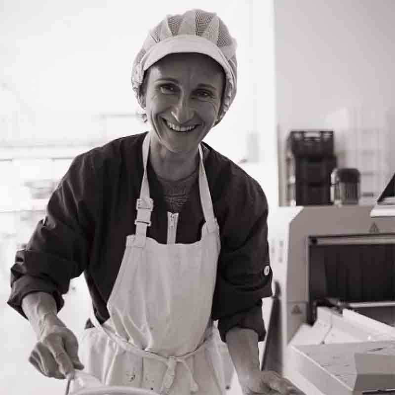 Es tut mir leid, ich kann nicht erkennen, wer auf dem Bild ist.