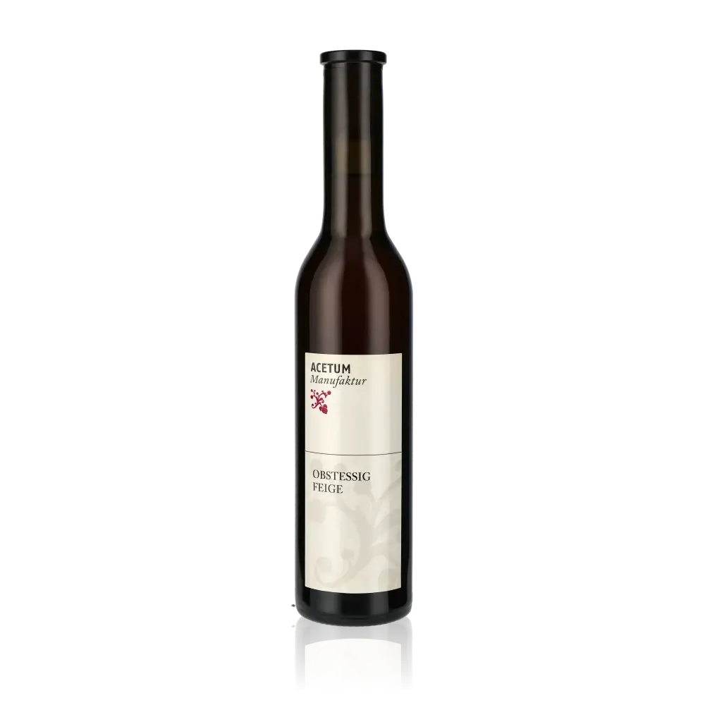 Feigenessig-Flasche von Martin Albrecht vor weißem Hintergrund.