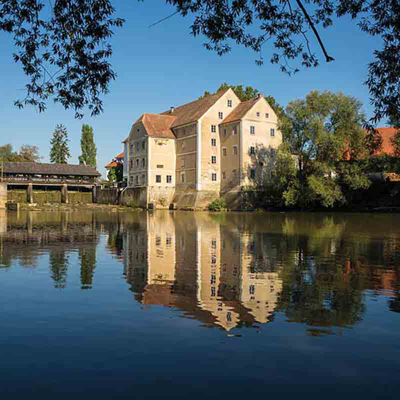 Wunderschöne Ölmühle direkt am See