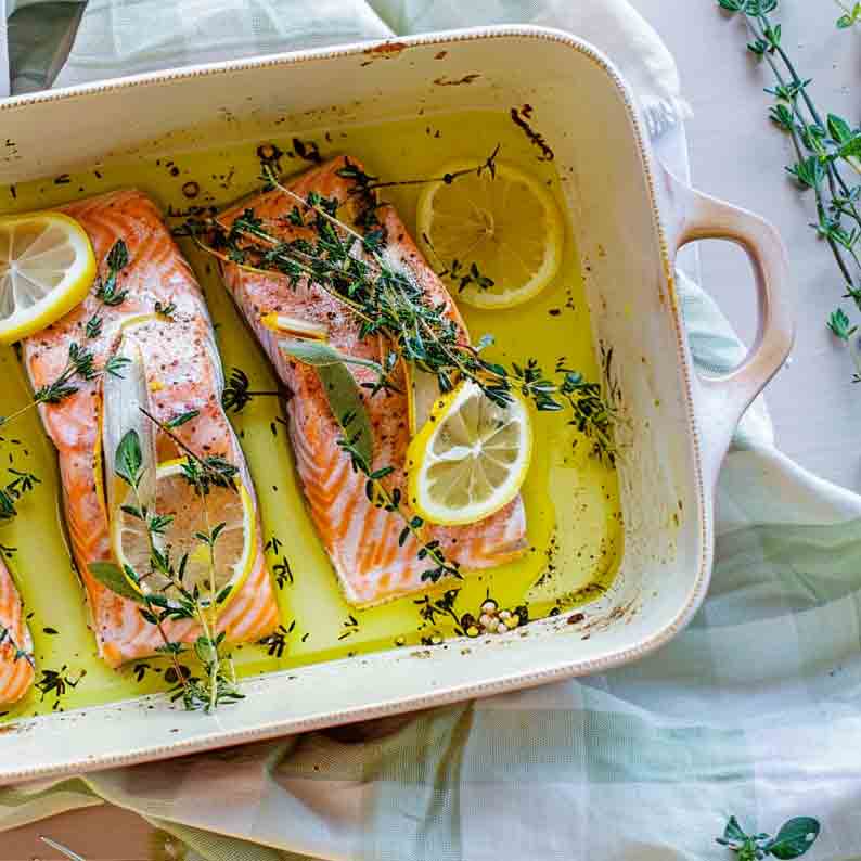 Ofenlachs mit Kräutern und Zitronen-Olivenöl