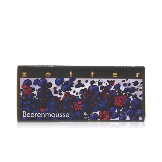 Zotter Schokolade Beerenmousse Verpackung mit Beerenmotiv.