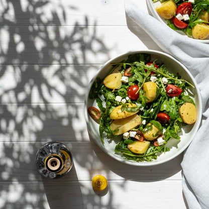 Salat mit Giusti Balsamico, Kartoffeln, Tomaten, Rucola, Feta.