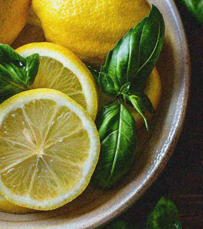 Zitronen und Basilikum
